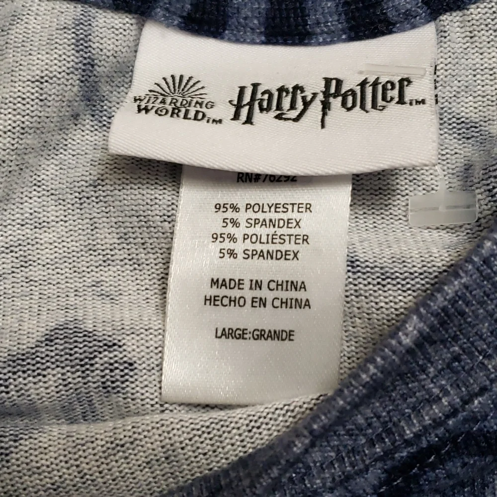 Universal Studios Wizarding World of Harry Potter - Long Sleeve - Picture 7 of 7